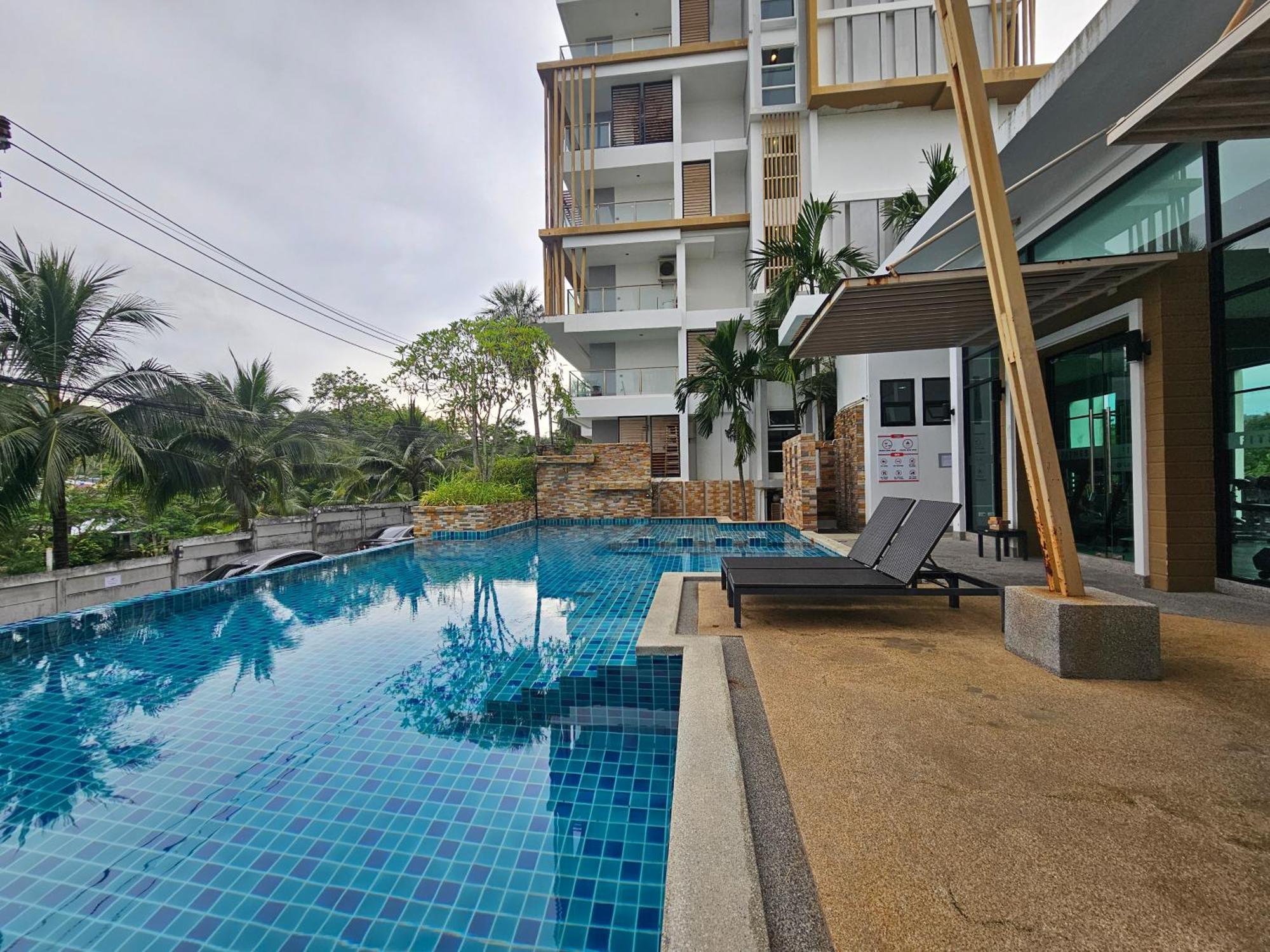 2 Phuket By Abcd 公寓
